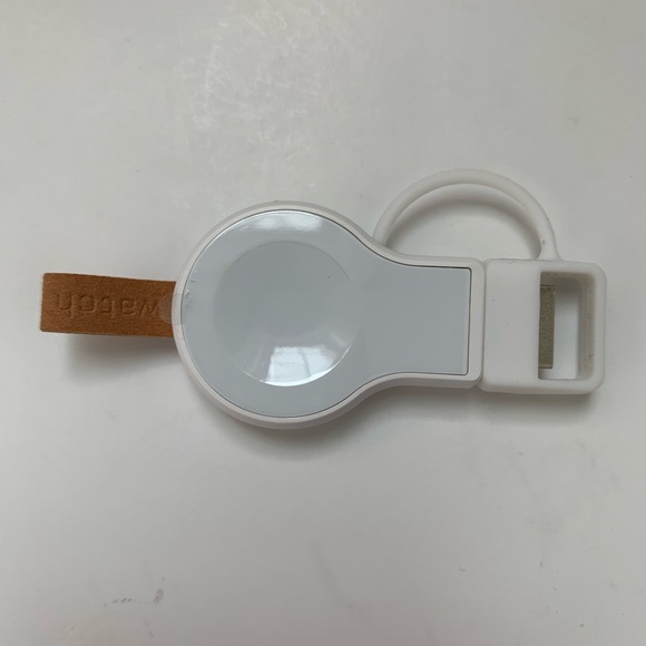 mobile digital Apple Watch portable charger - Picture 3 of 10